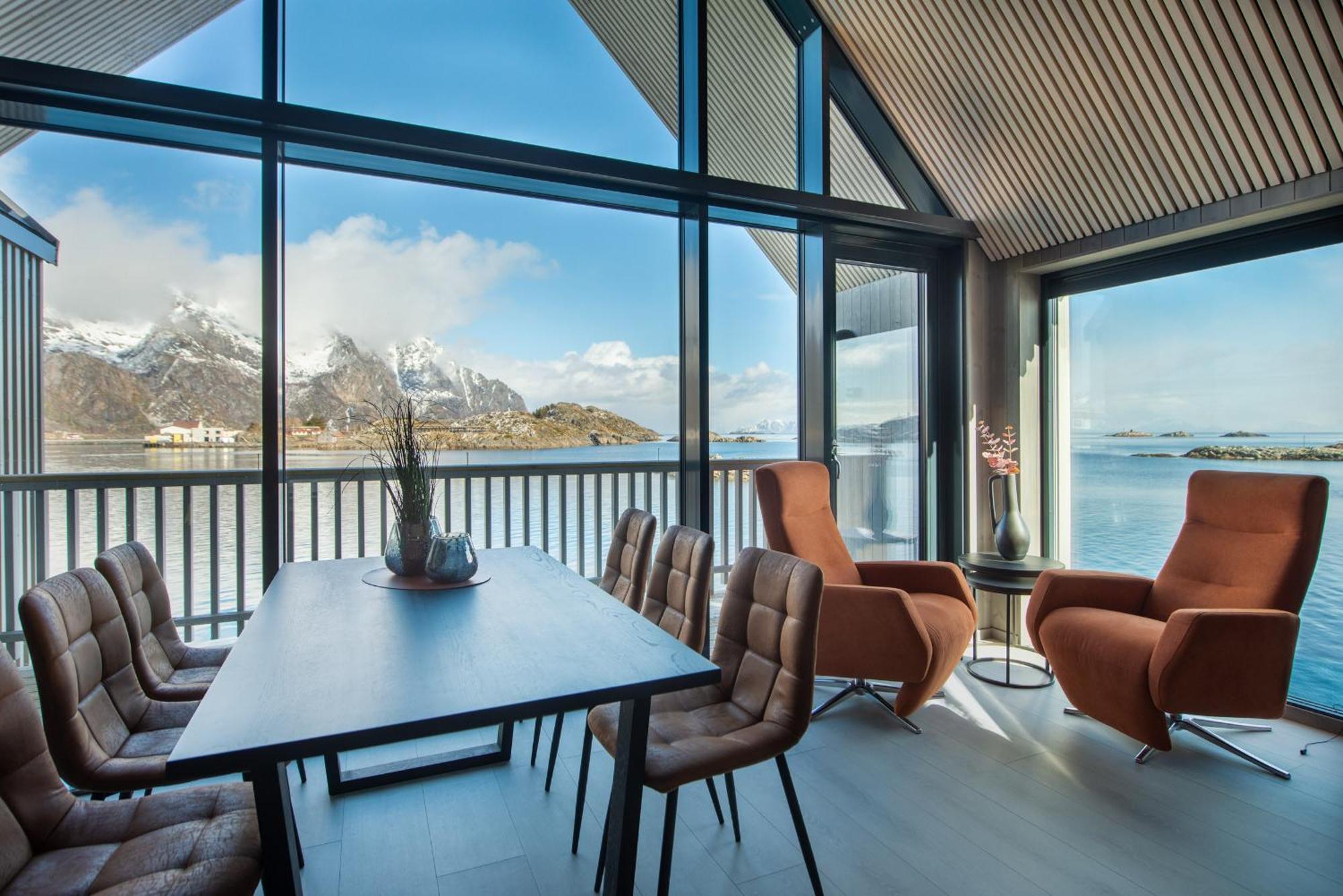 Cornerview Apartment Henningsvær Buitenkant foto