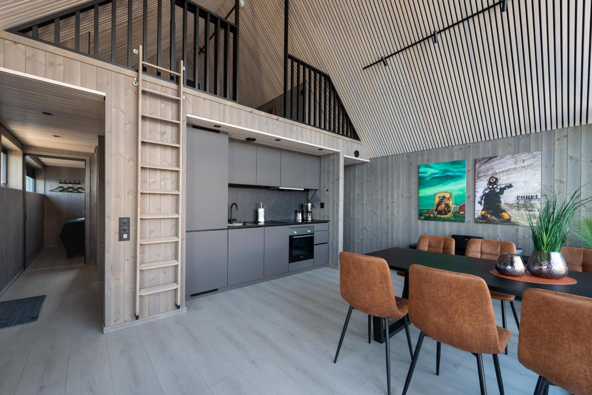 Cornerview Apartment Henningsvær Buitenkant foto